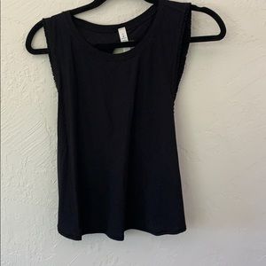 Lululemon crop top